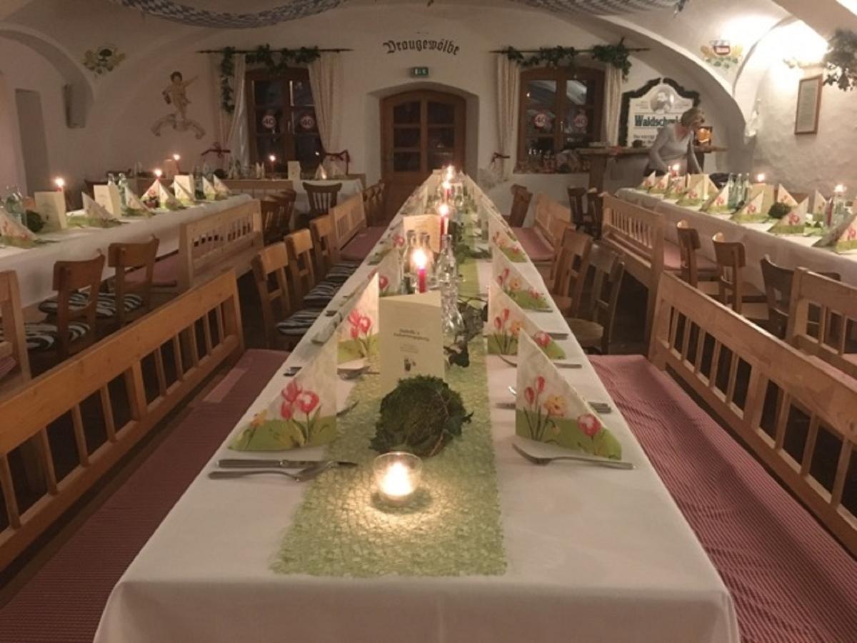 Brauereigasthof Zur Post Eschlkam ภายนอก รูปภาพ